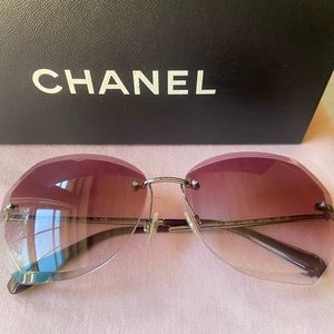 Chanel pink sunglasses